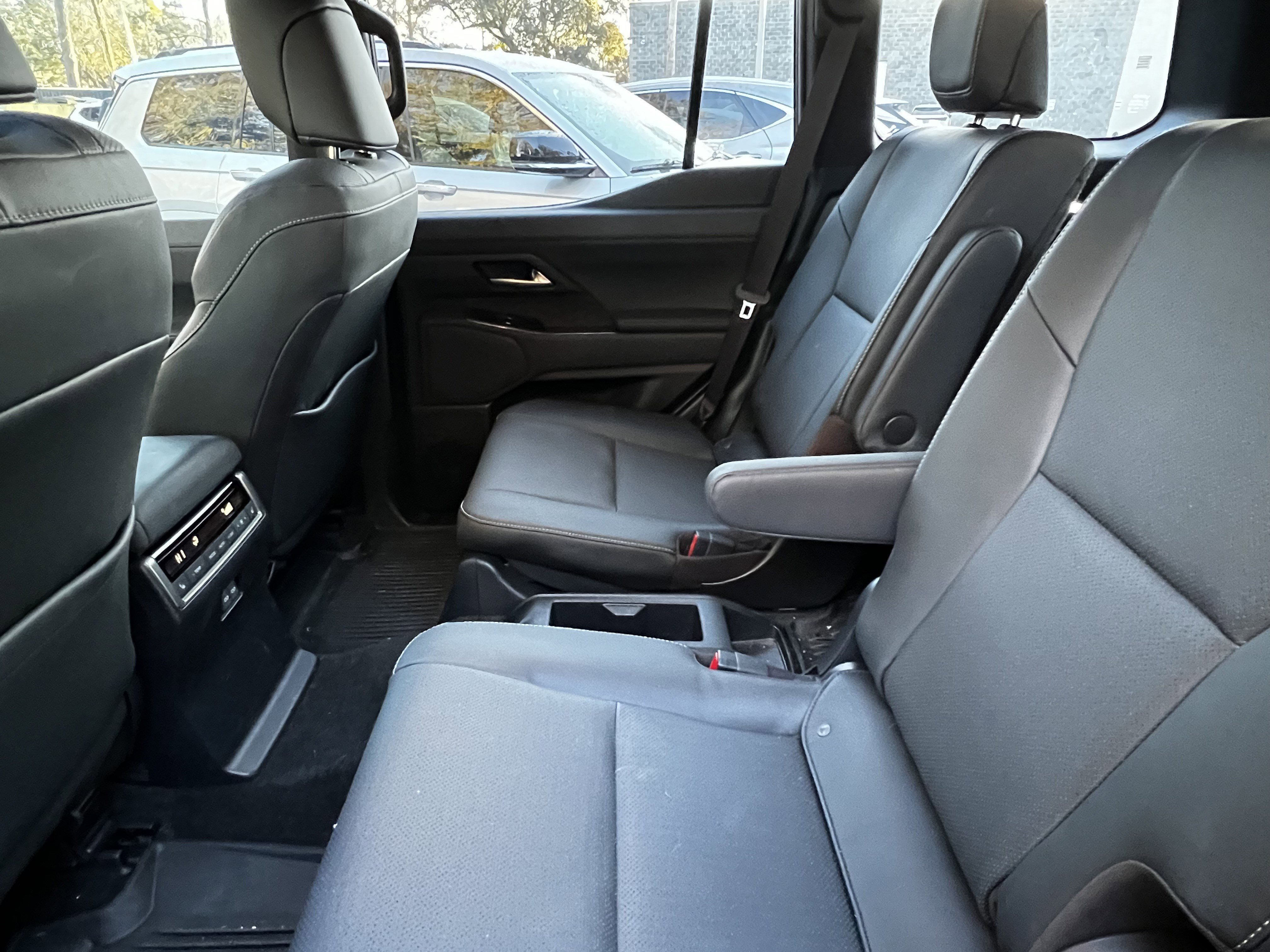 Certified 2025 Lexus GX 550 550 Premium+ image 32