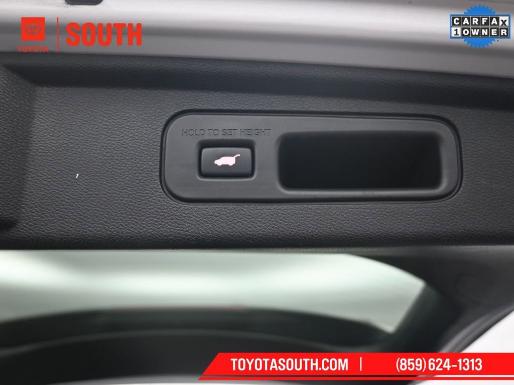 Used 2024 Honda Odyssey Touring image 46