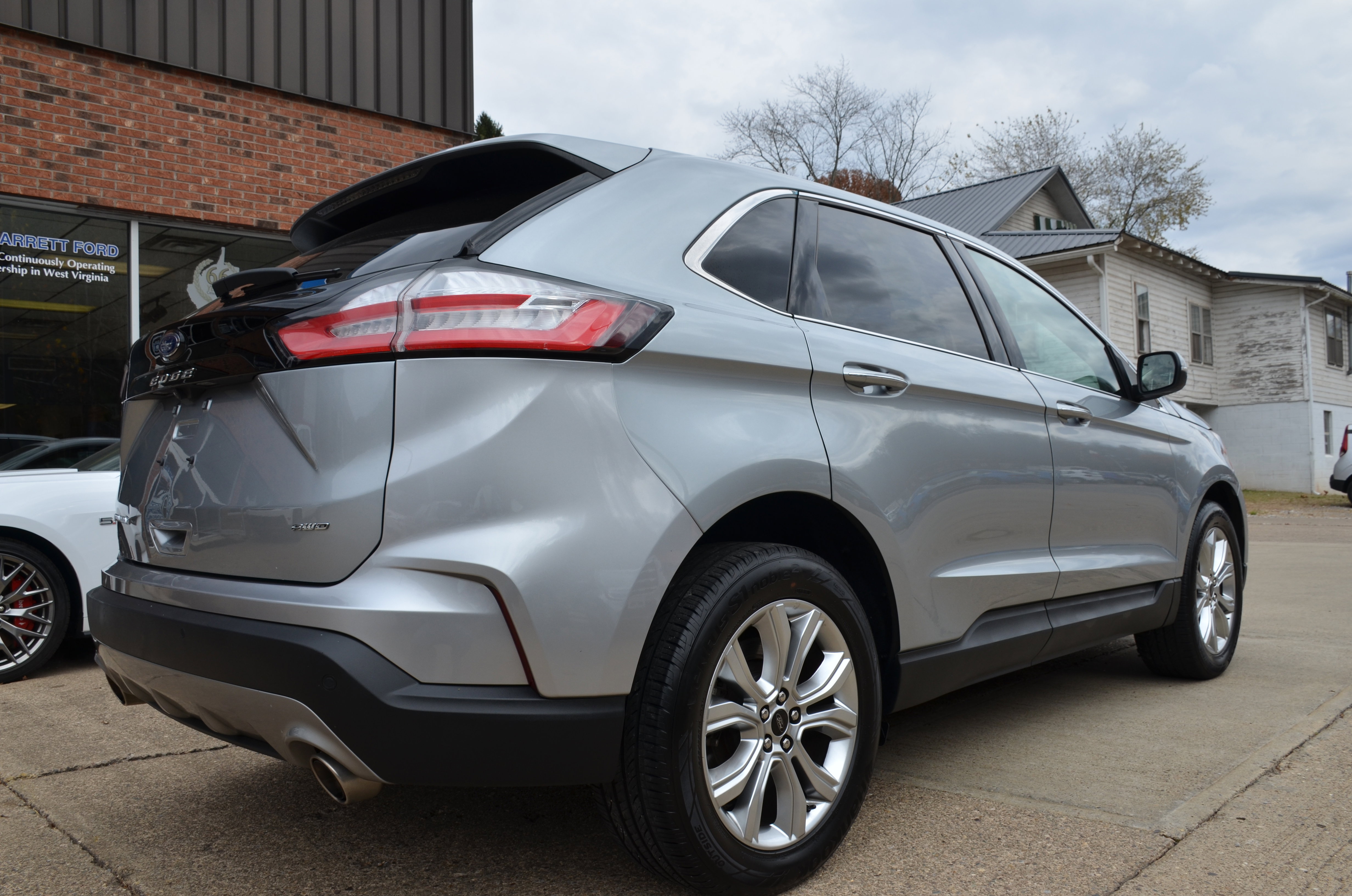 Used 2024 Ford Edge Titanium image 6