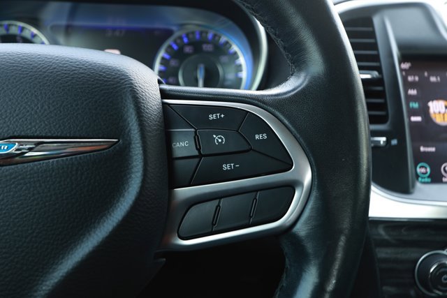 Used 2019 Chrysler 300 Touring w/ Sport Appearance Package RWD image 14