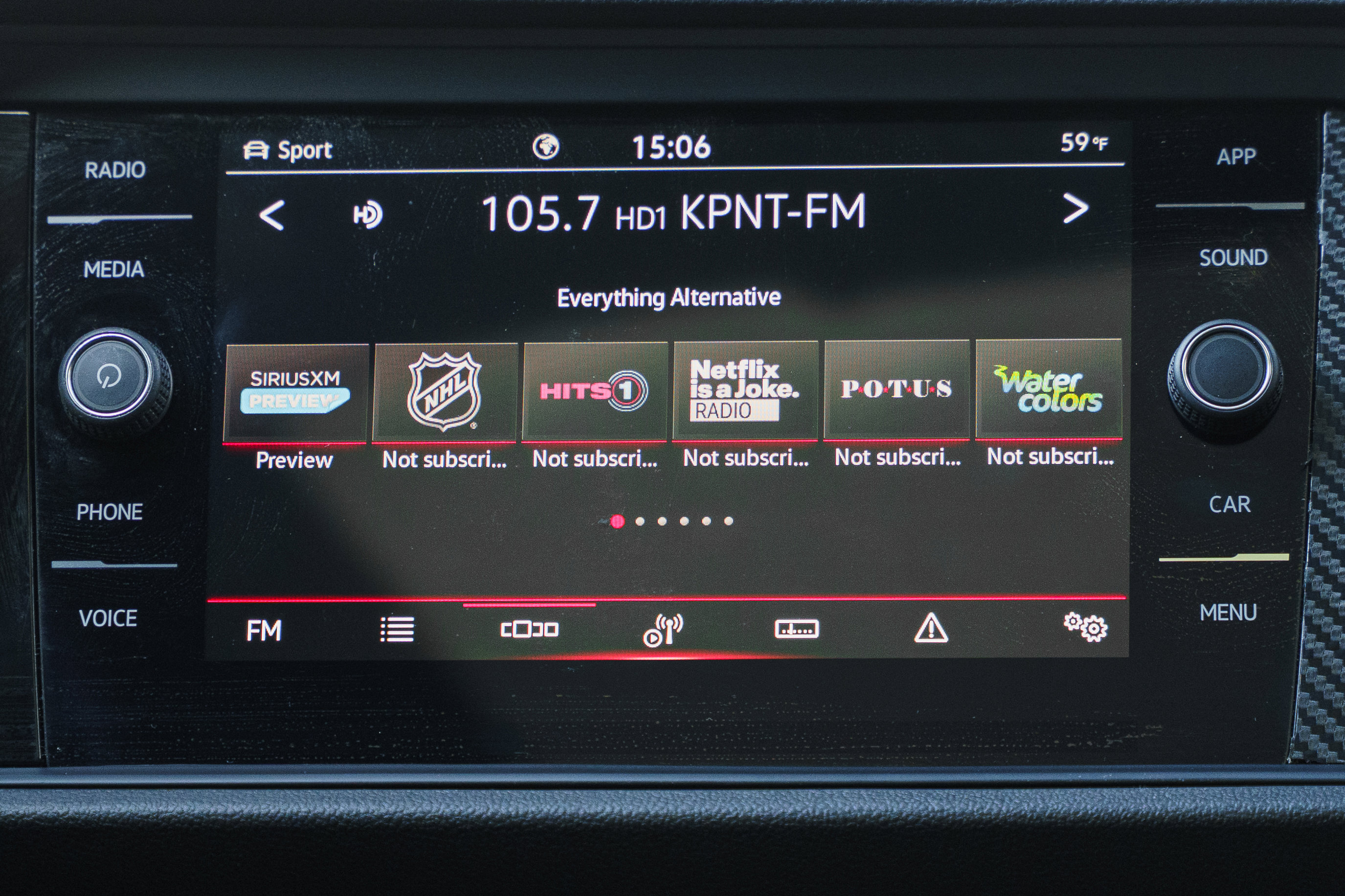 Used 2024 Volkswagen Jetta GLI Autobahn image 13