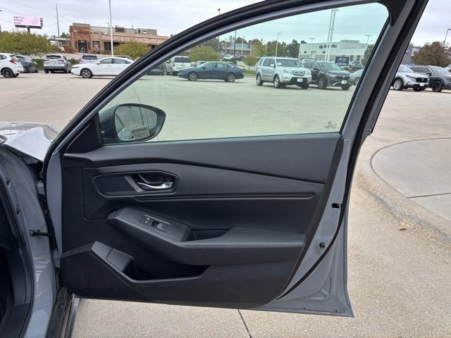 Certified 2025 Honda Accord SE image 23