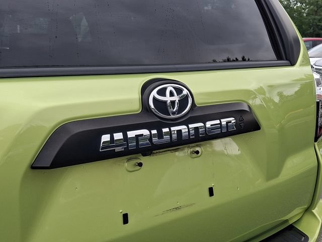 Used 2023 Toyota 4Runner TRD Off-Road Premium w/ Off Road Premium Plus Package AWD/4WD image 30