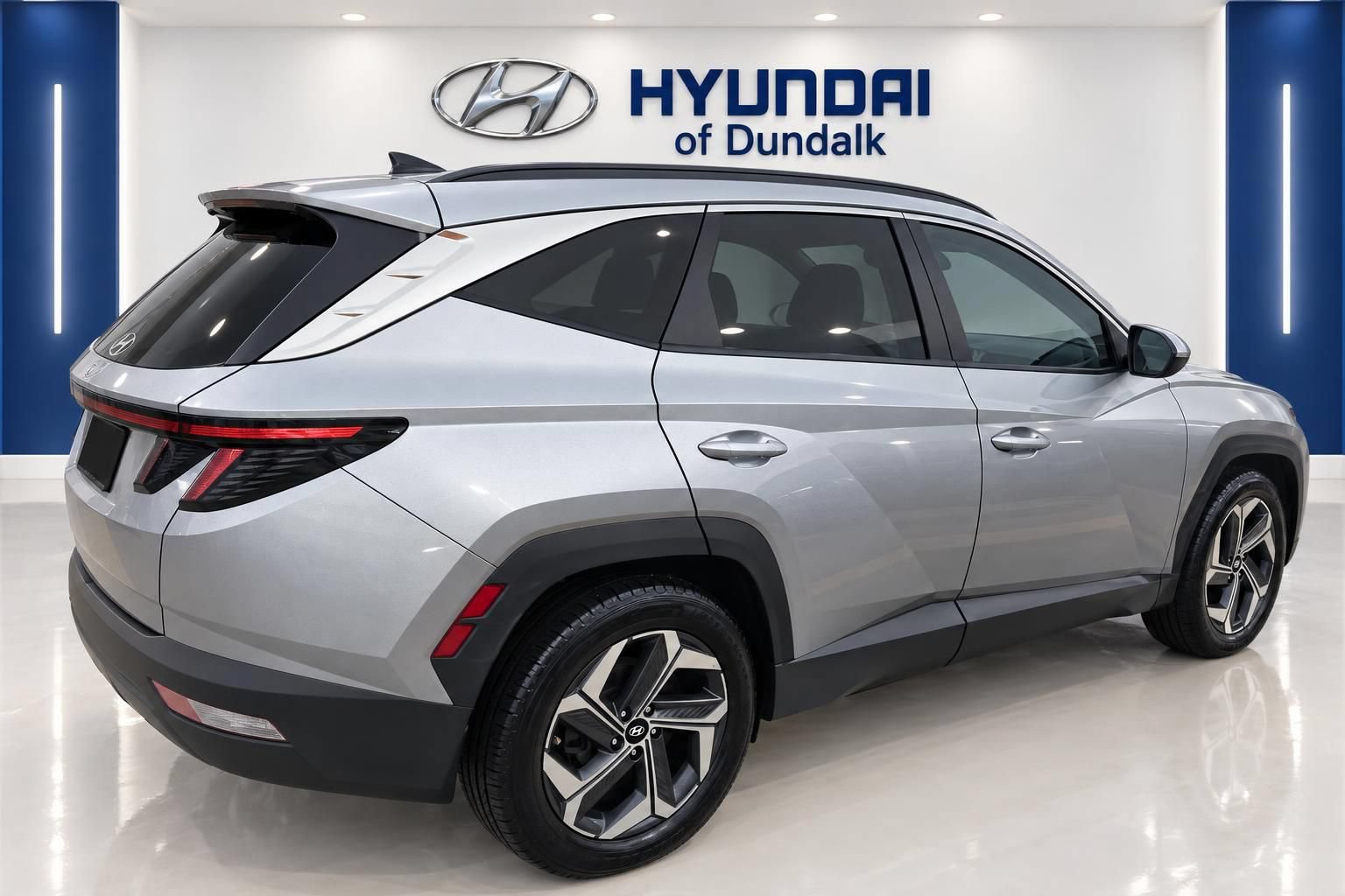 Used 2023 Hyundai Tucson SEL w/ Convenience Package AWD/4WD image 4