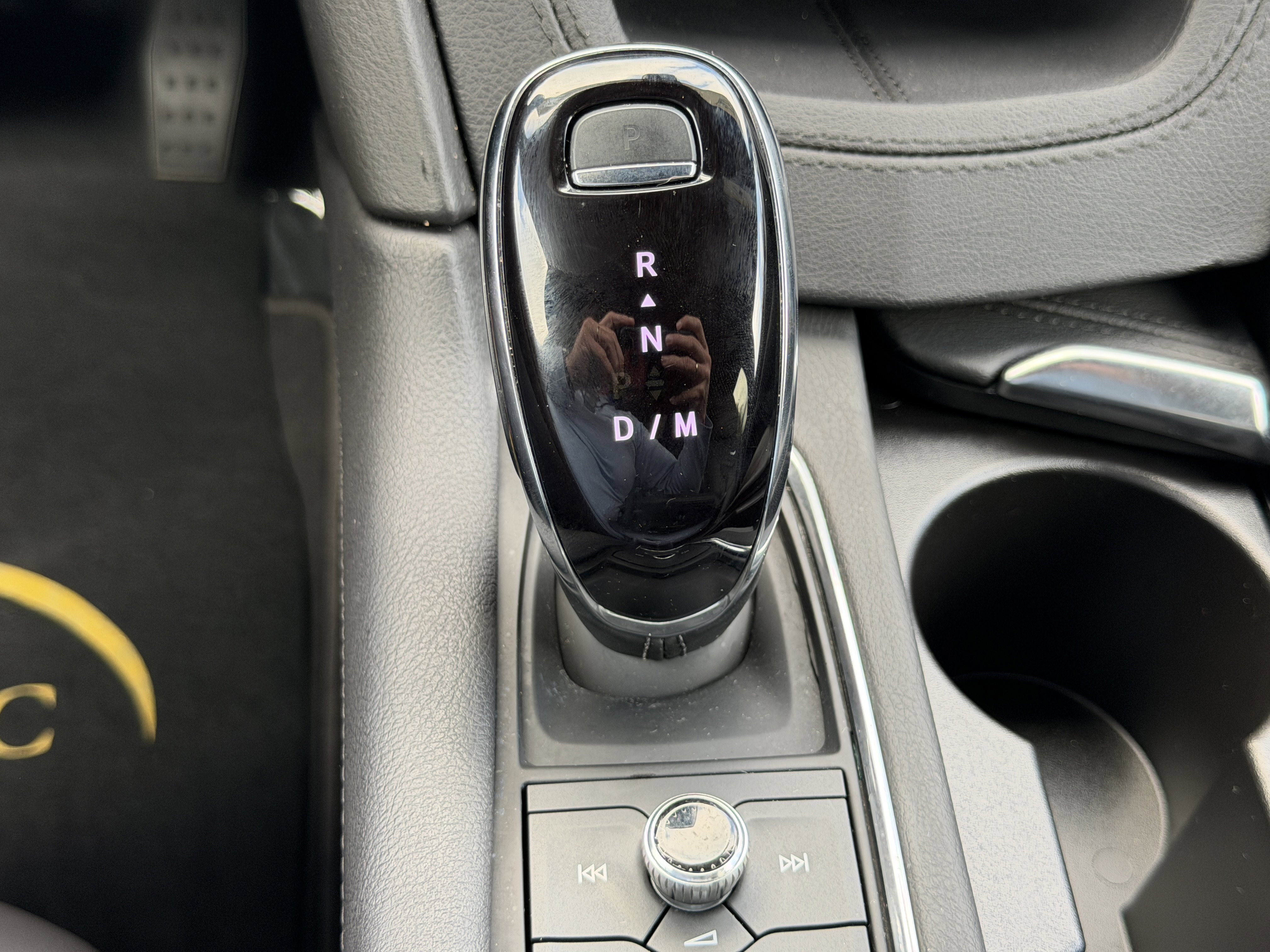 Certified 2025 Cadillac XT5 Premium Luxury AWD/4WD image 25