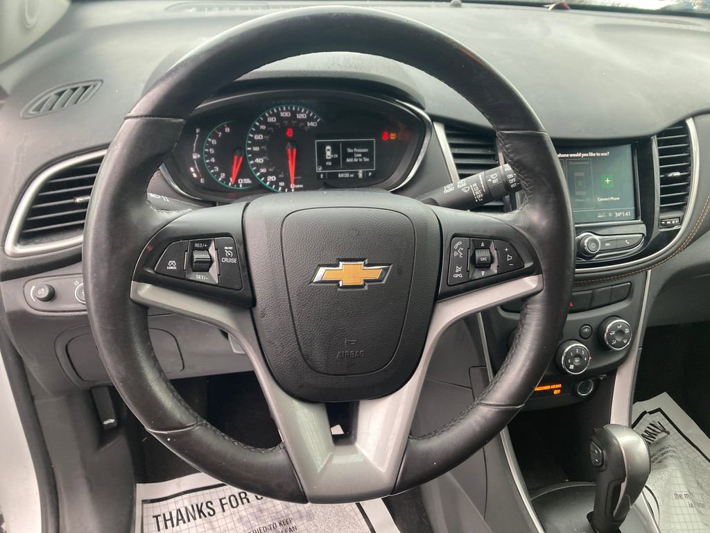 Used 2022 Chevrolet Trax LT w/ Driver Confidence Package image 18