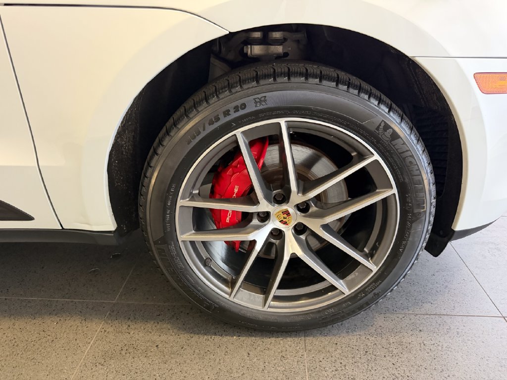 Certified 2023 Porsche Macan S AWD/4WD image 13