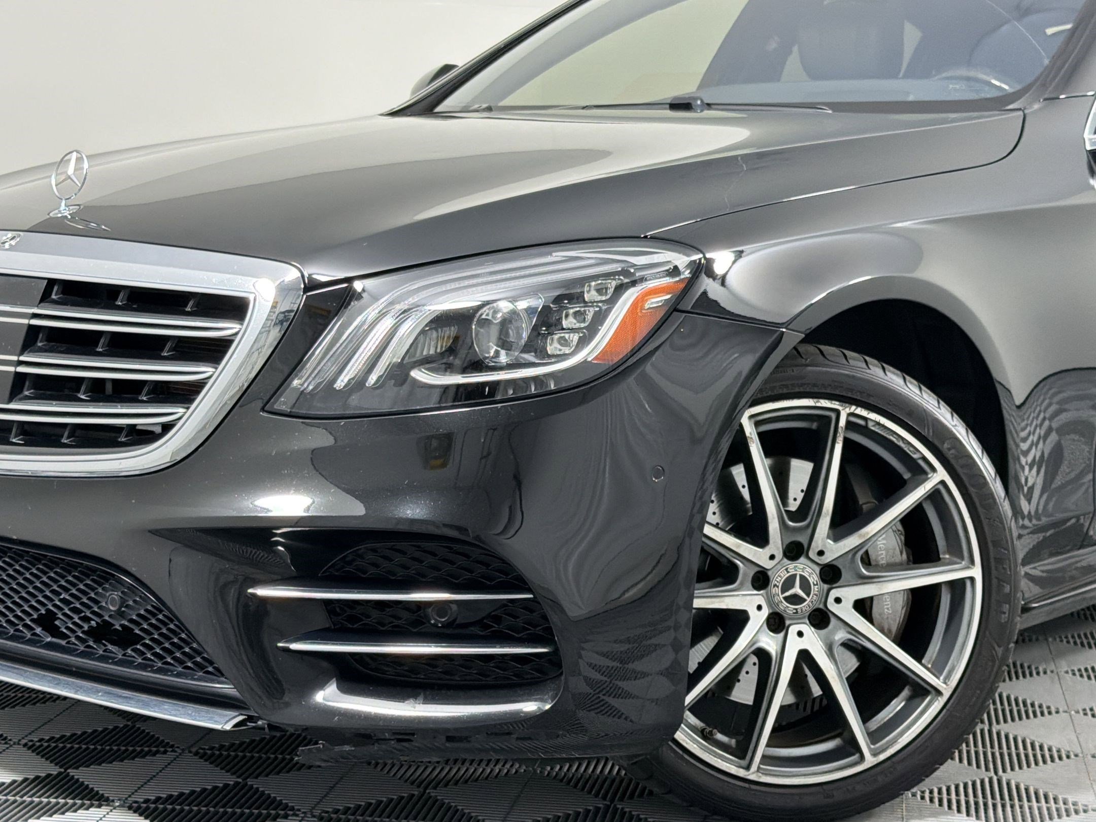 Used 2020 Mercedes-Benz S 560 Sedan image 6