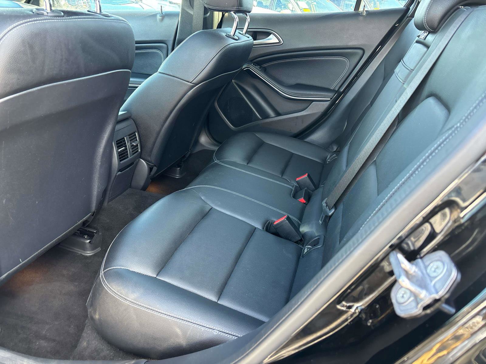 Used 2020 Mercedes-Benz GLA 250 4MATIC image 10