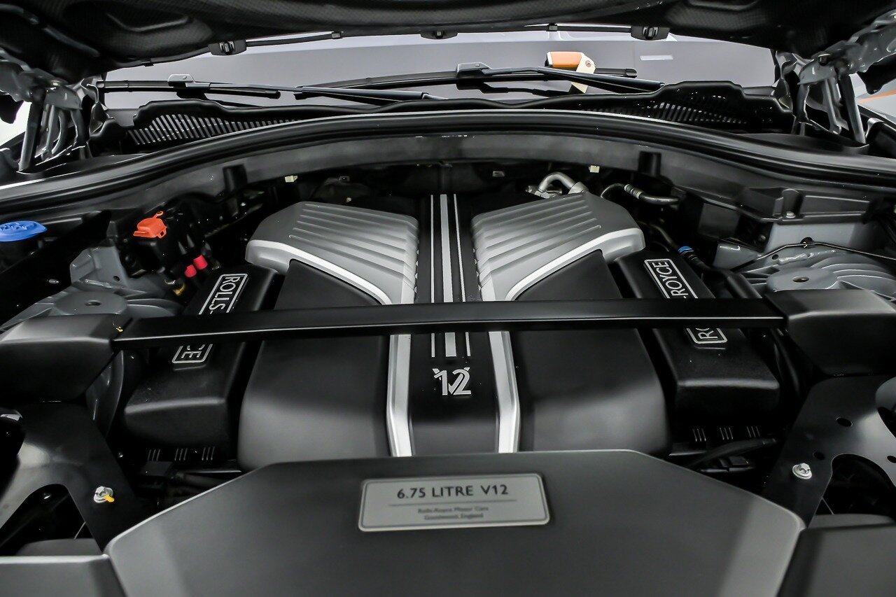 Used 2023 Rolls-Royce Cullinan AWD/4WD image 19