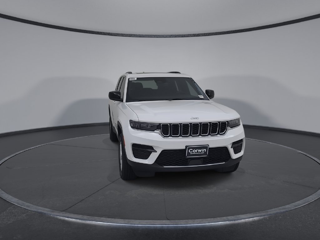 New 2026 Jeep Grand Cherokee Laredo X AWD/4WD image 4