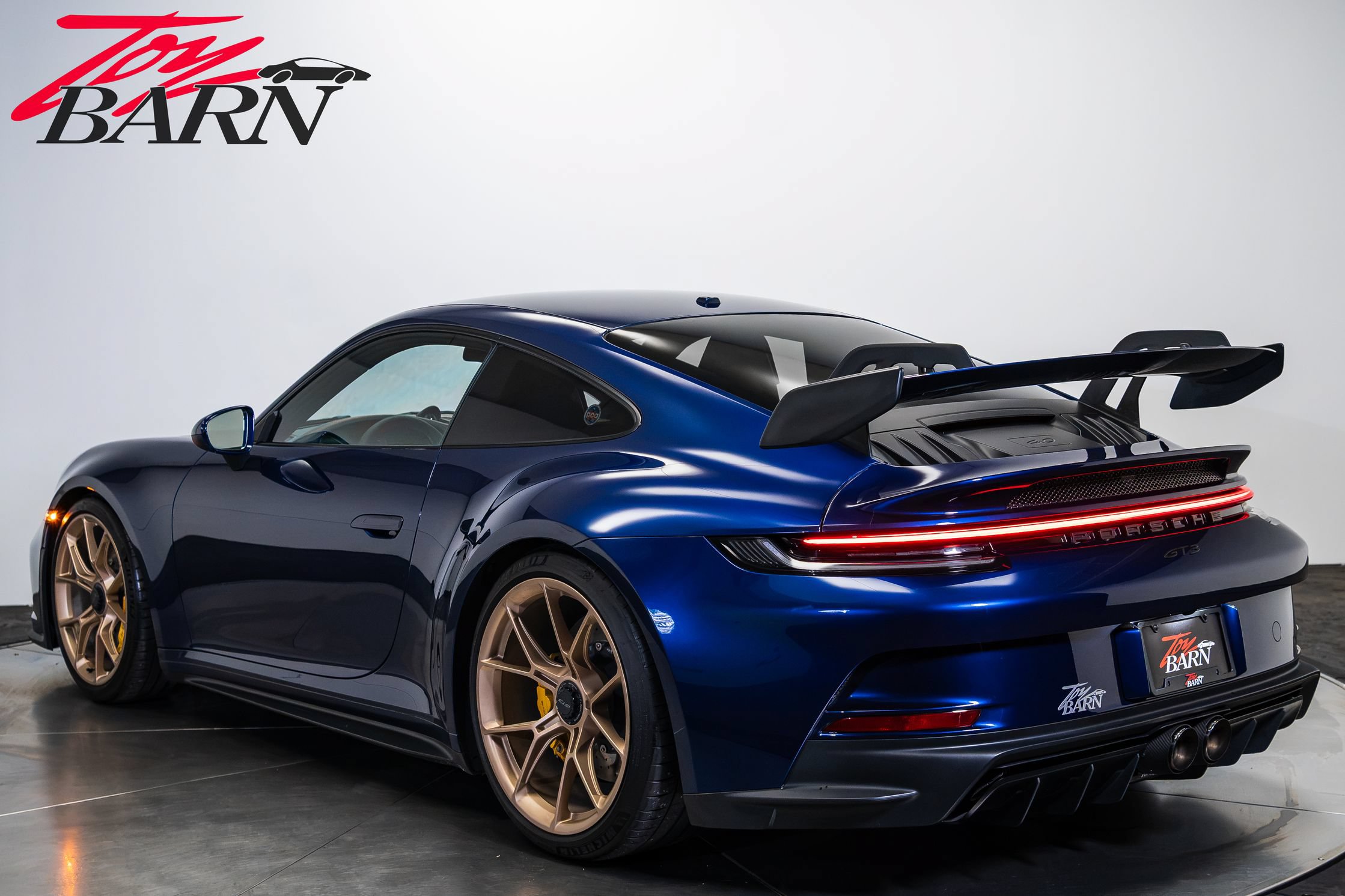 Used 2022 Porsche 911 GT3 RWD image 3