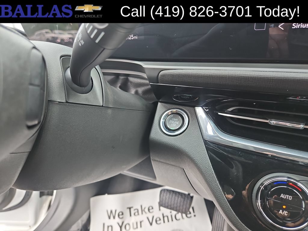 Certified 2025 Buick Envista Sport Touring w/ Convenience I Package FWD image 28