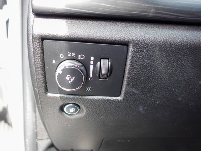 Used 2019 Jeep Grand Cherokee Altitude RWD image 16