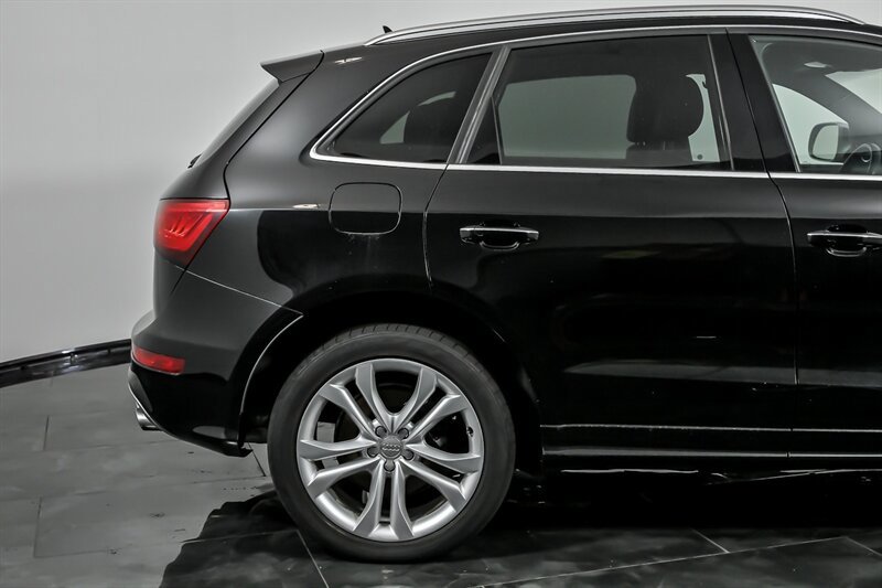 Used 2017 Audi SQ5 Premium Plus AWD/4WD image 11