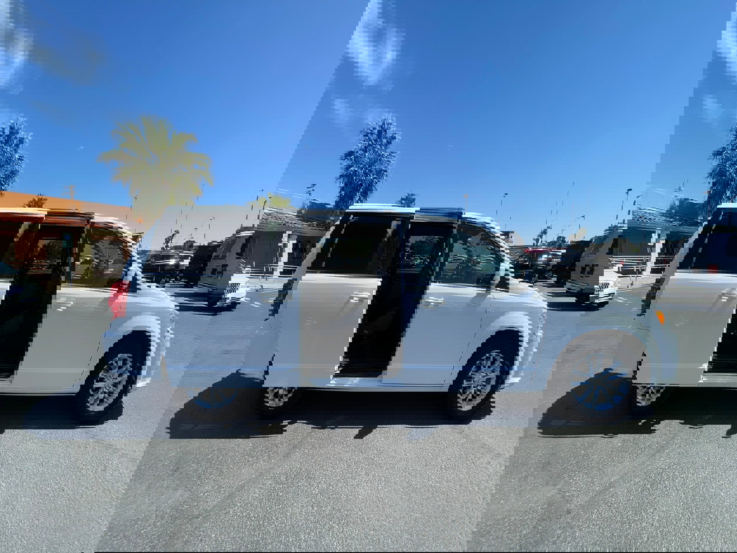 Used 2018 Dodge Grand Caravan SXT image 13