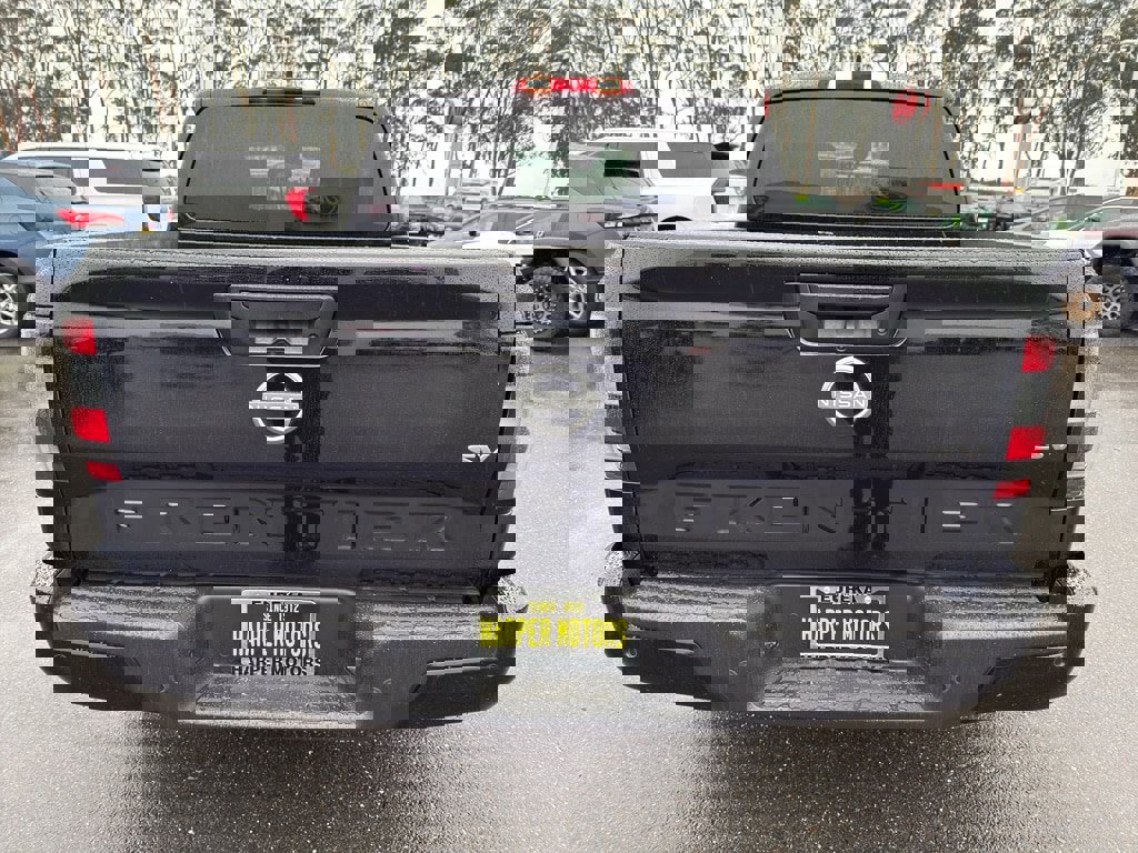 Used 2022 Nissan Frontier SV w/ Technology Package image 6