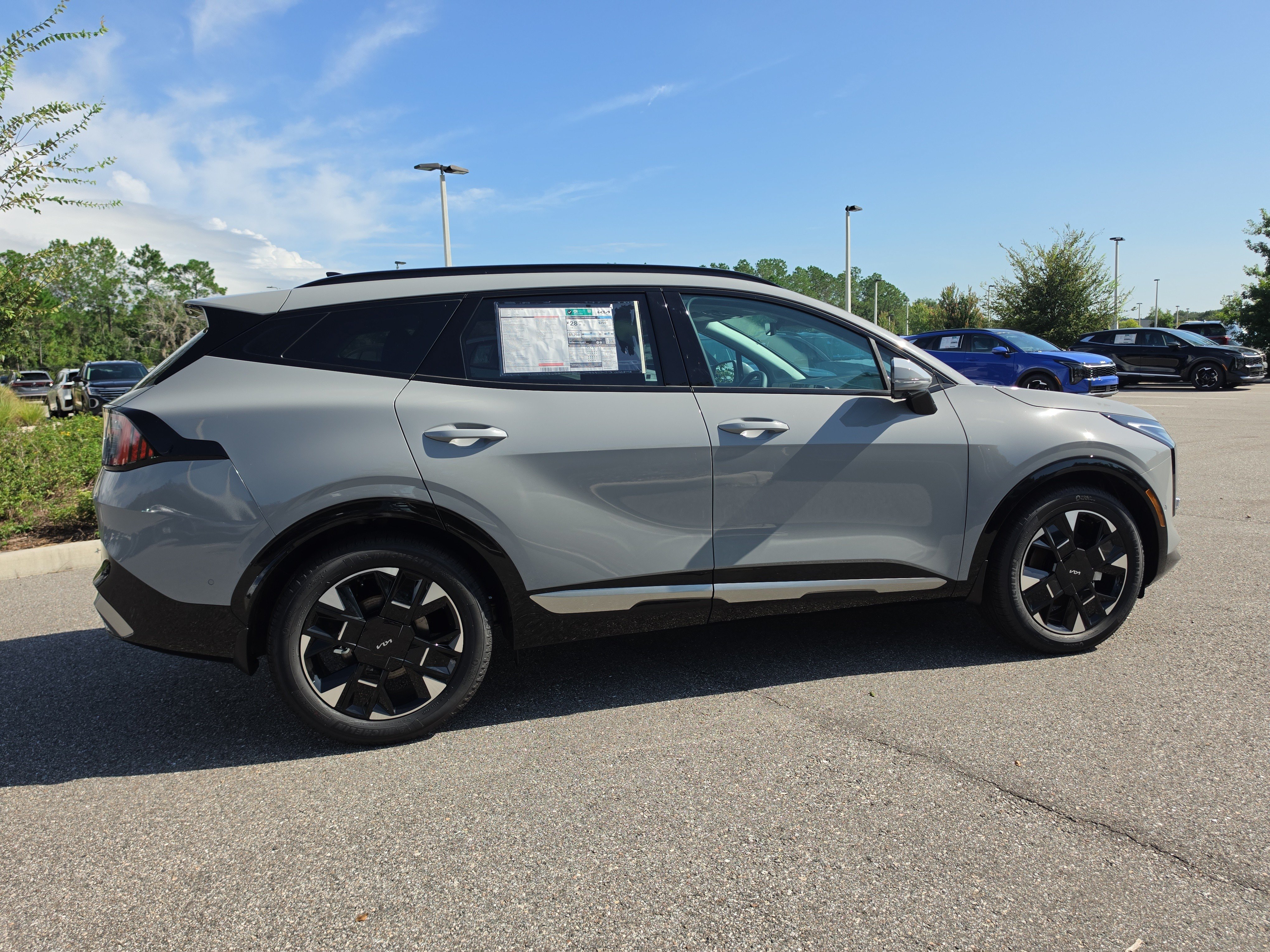 New 2026 Kia Sportage SX FWD image 9