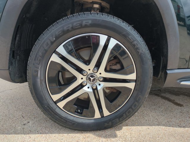 Used 2020 Mercedes-Benz GLS 450 4MATIC image 24