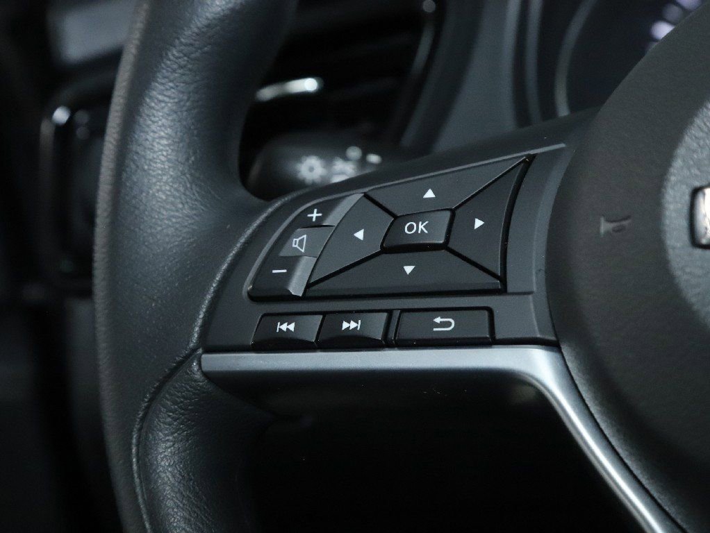 Certified 2022 Nissan Rogue Sport S image 22