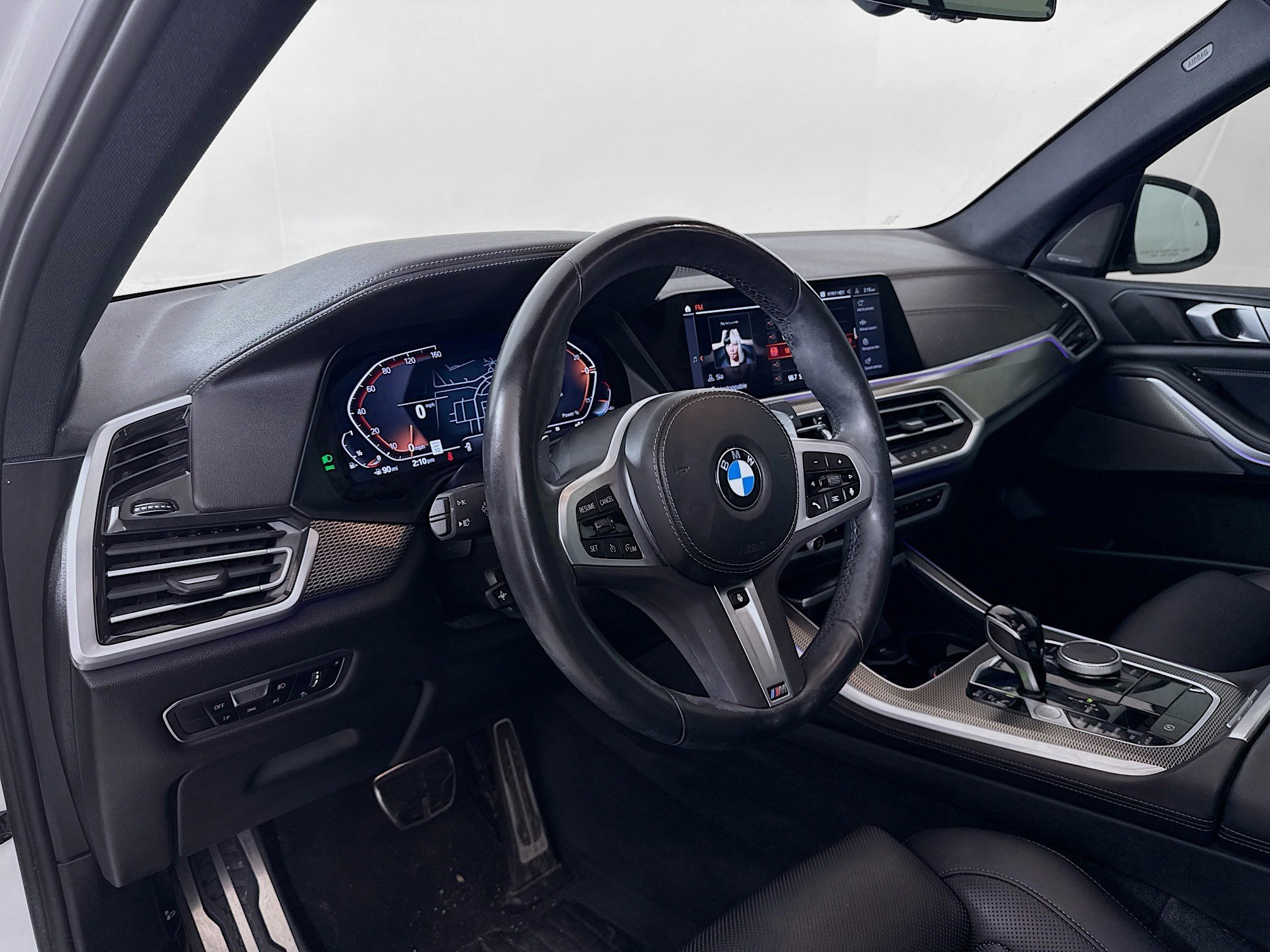 Used 2023 BMW X5 xDrive40i w/ M Sport Package image 9