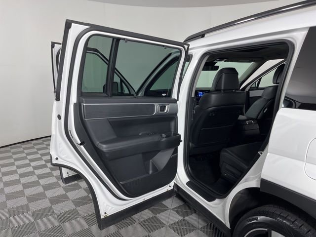 Used 2024 Hyundai Santa Fe Limited FWD image 41