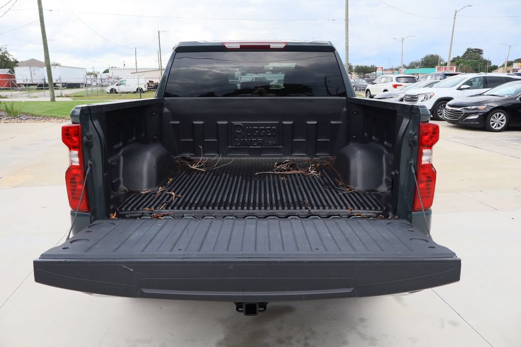 Used 2025 Chevrolet Silverado 1500 LT AWD/4WD image 24