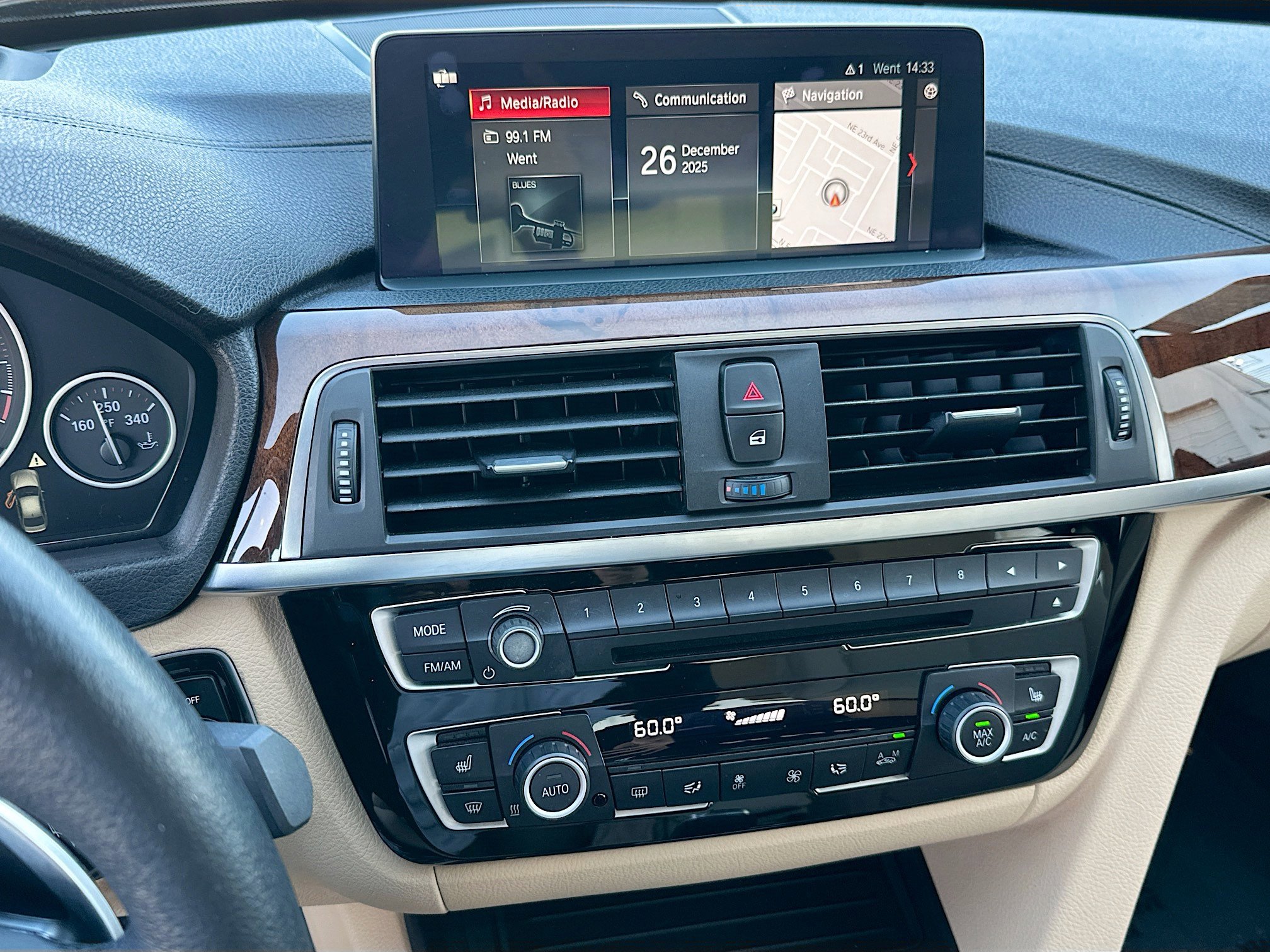 Used 2018 BMW 330i Sedan image 13