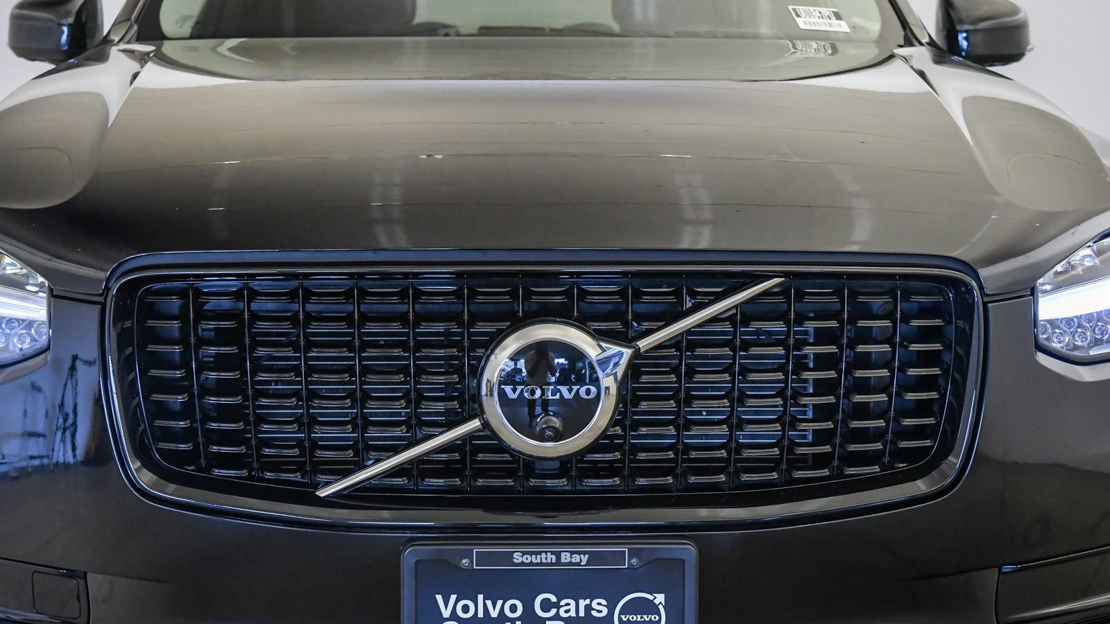 Certified 2023 Volvo XC90 T8 Ultimate AWD/4WD image 8