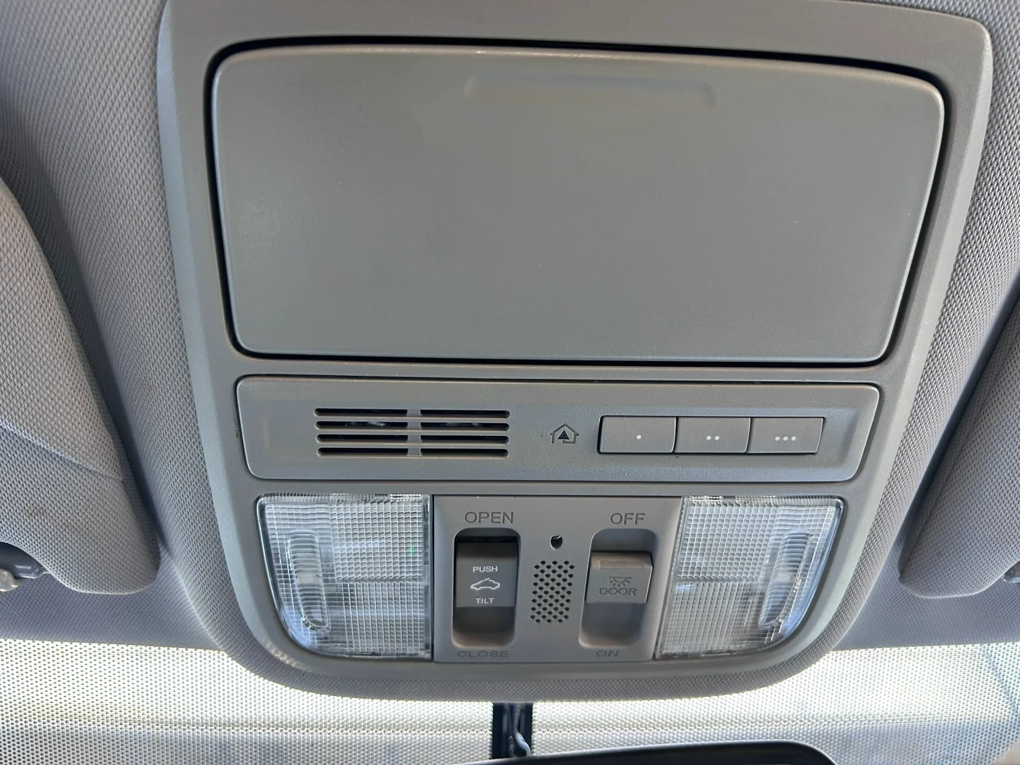 Used 2012 Honda Odyssey EX-L image 20