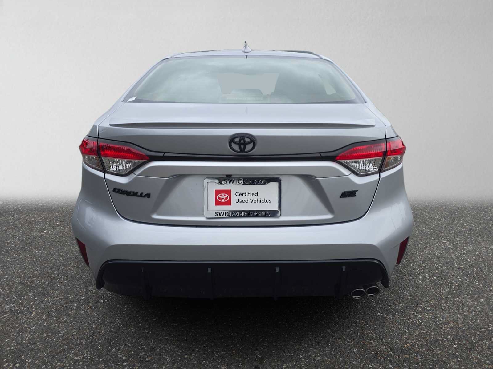 Certified 2026 Toyota Corolla SE w/ SE Package FWD image 4