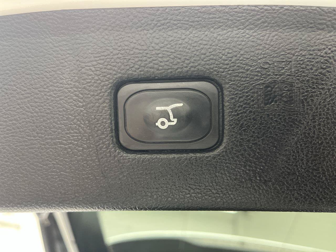 Used 2024 Ford Edge SEL w/ Convenience Package AWD/4WD image 5