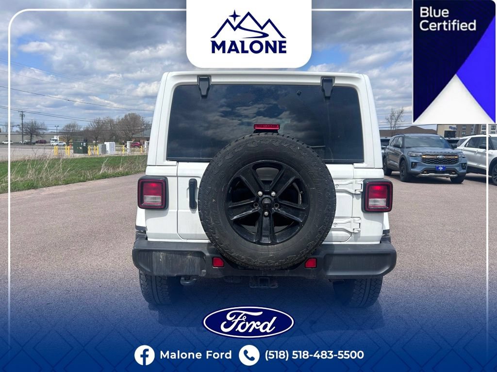 Used 2021 Jeep Wrangler Unlimited Sahara AWD/4WD image 4