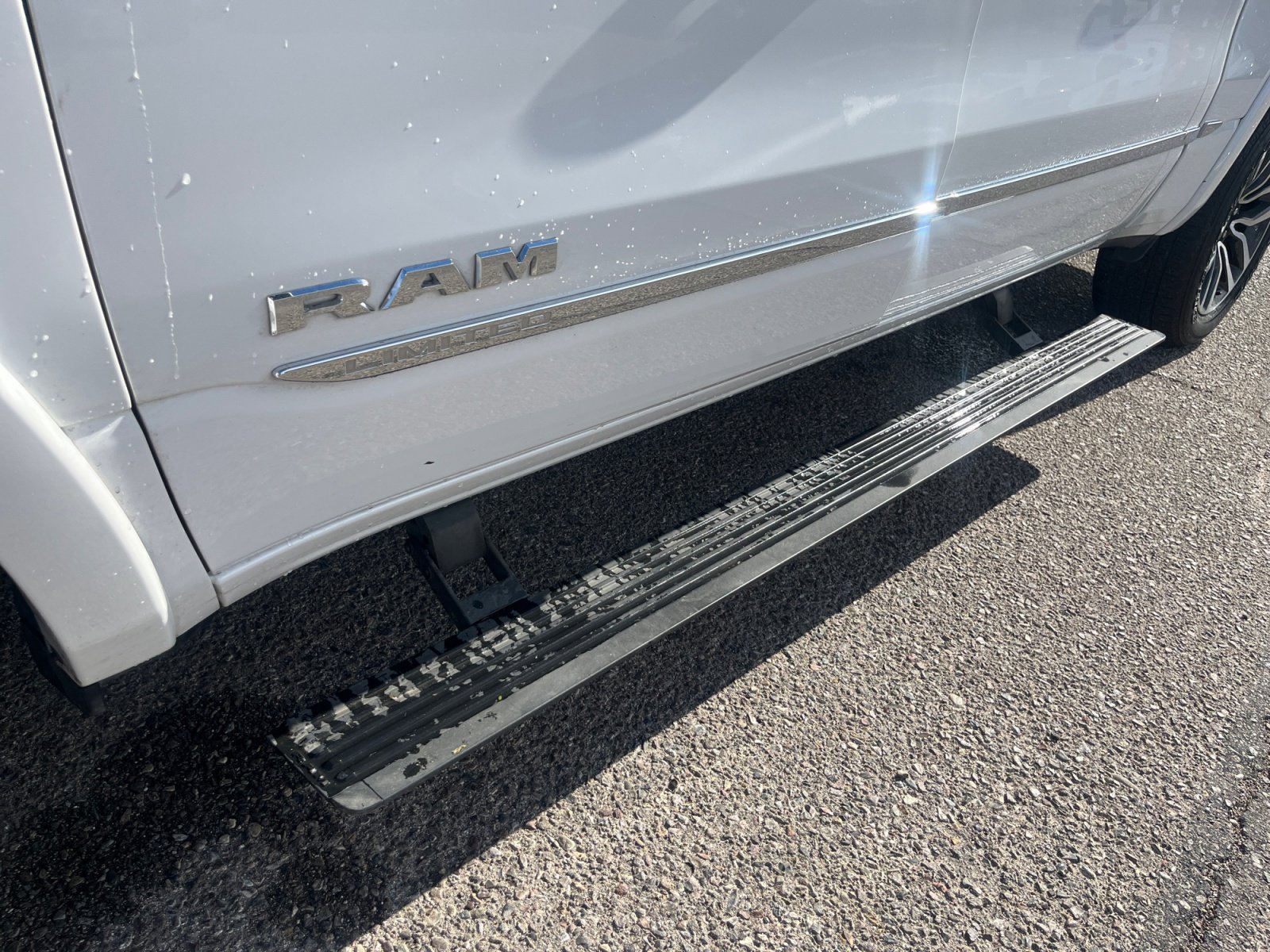 Used 2025 RAM 1500 Limited image 24