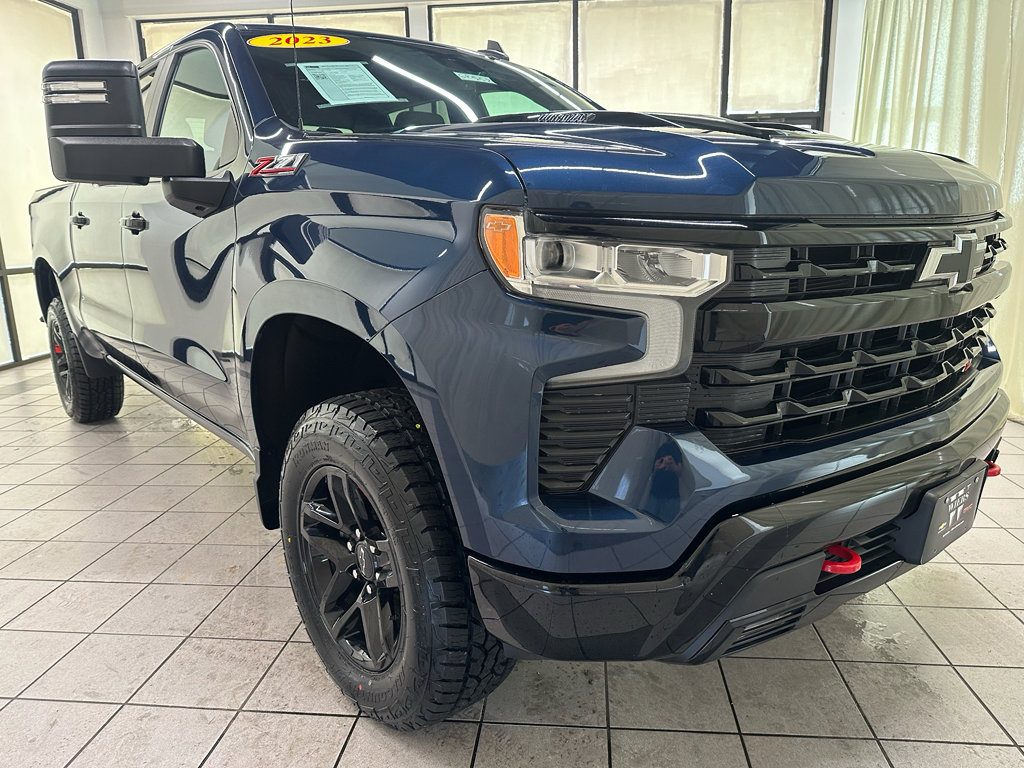 Certified 2023 Chevrolet Silverado 1500 LT Trail Boss w/ Convenience Package II AWD/4WD image 2