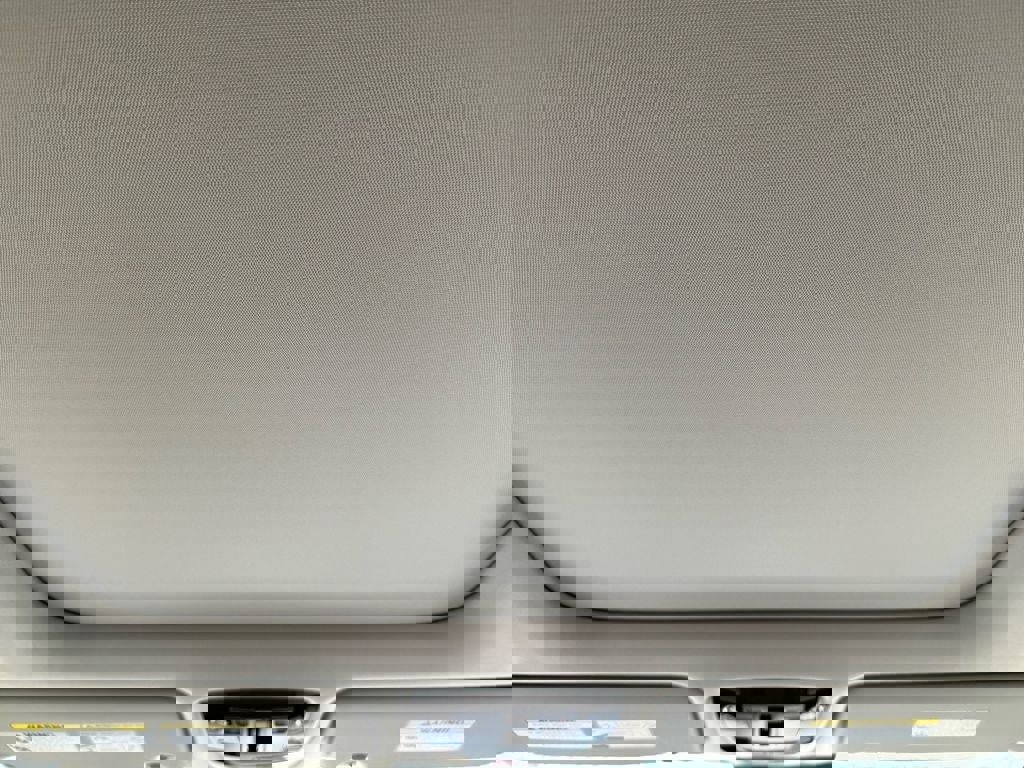 Used 2025 Kia Sportage EX w/ Premium Package image 27