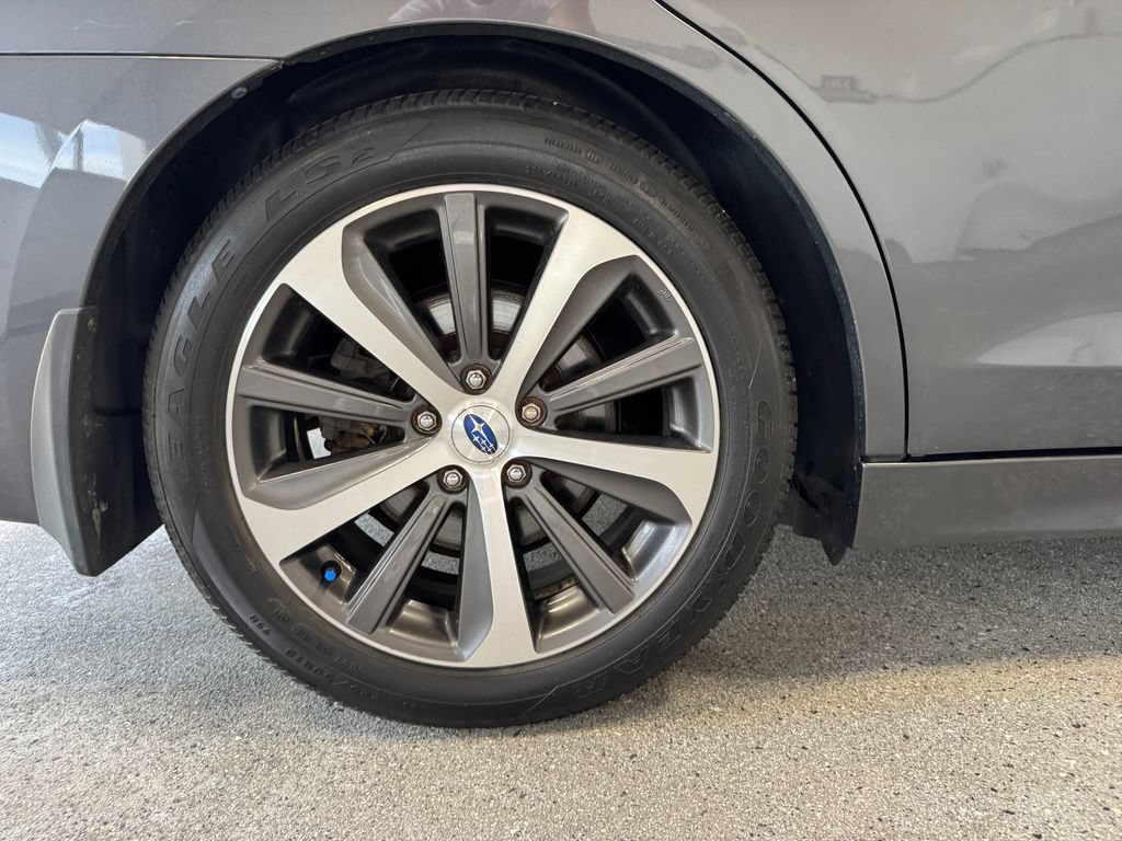 Used 2018 Subaru Legacy 3.6R Limited AWD/4WD image 25