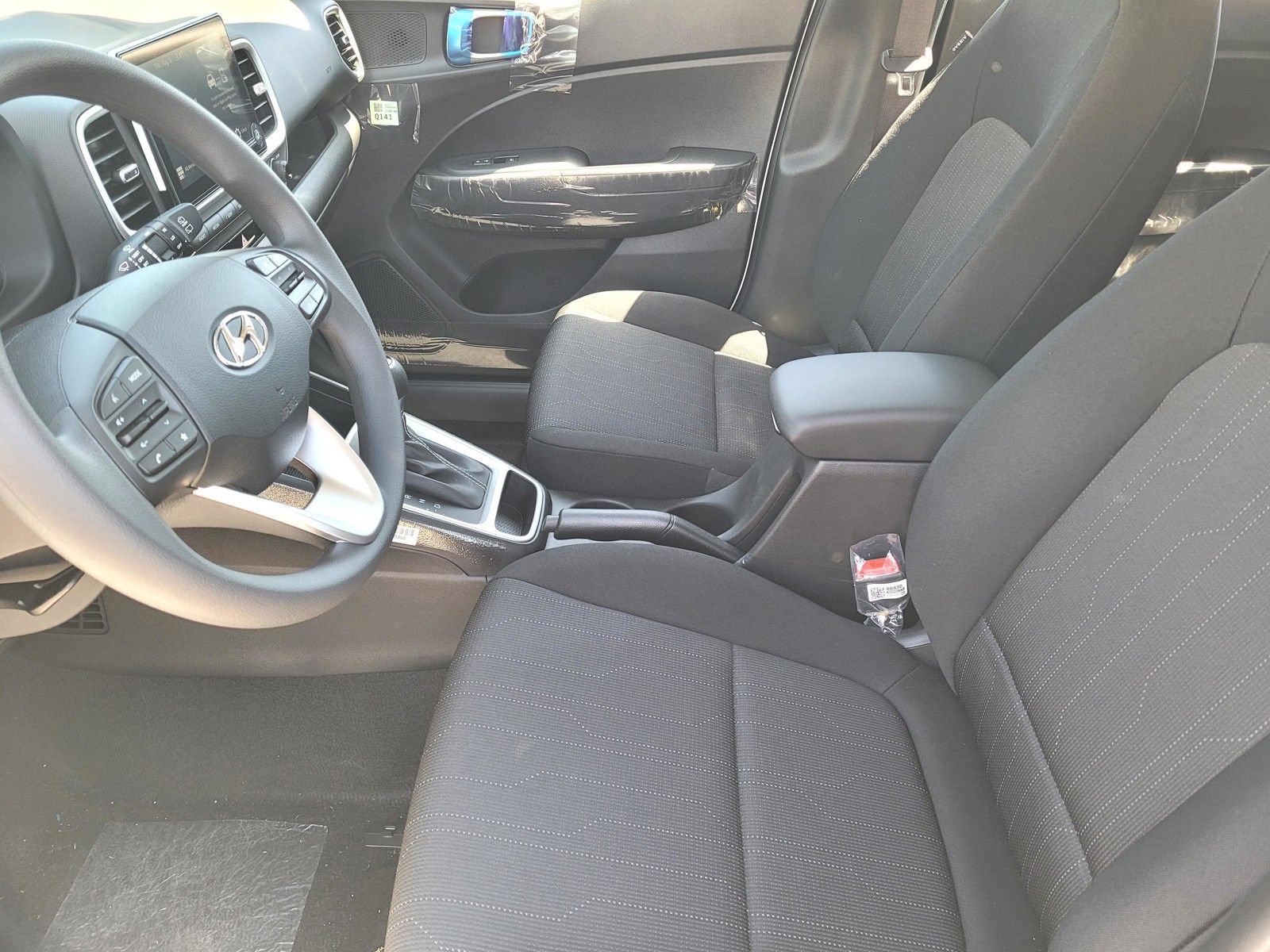 New 2026 Hyundai Venue SE FWD image 13
