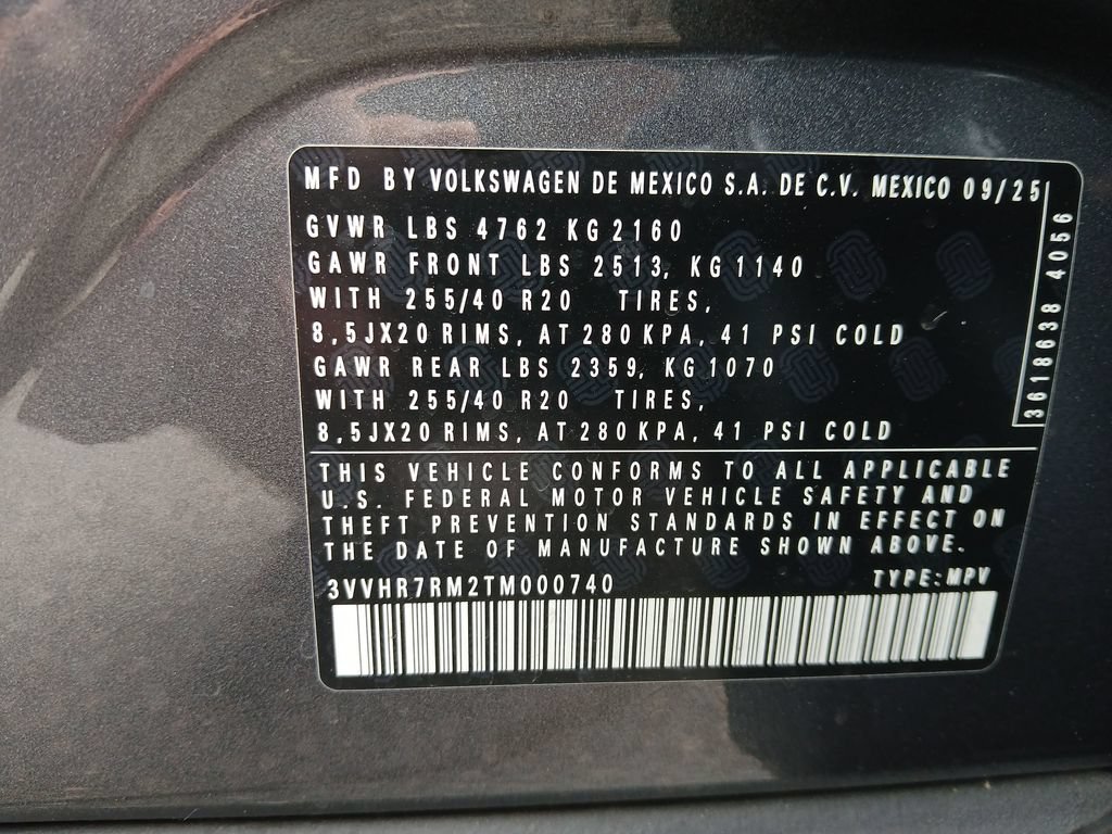 Used 2026 Volkswagen Tiguan SE R-Line FWD image 31