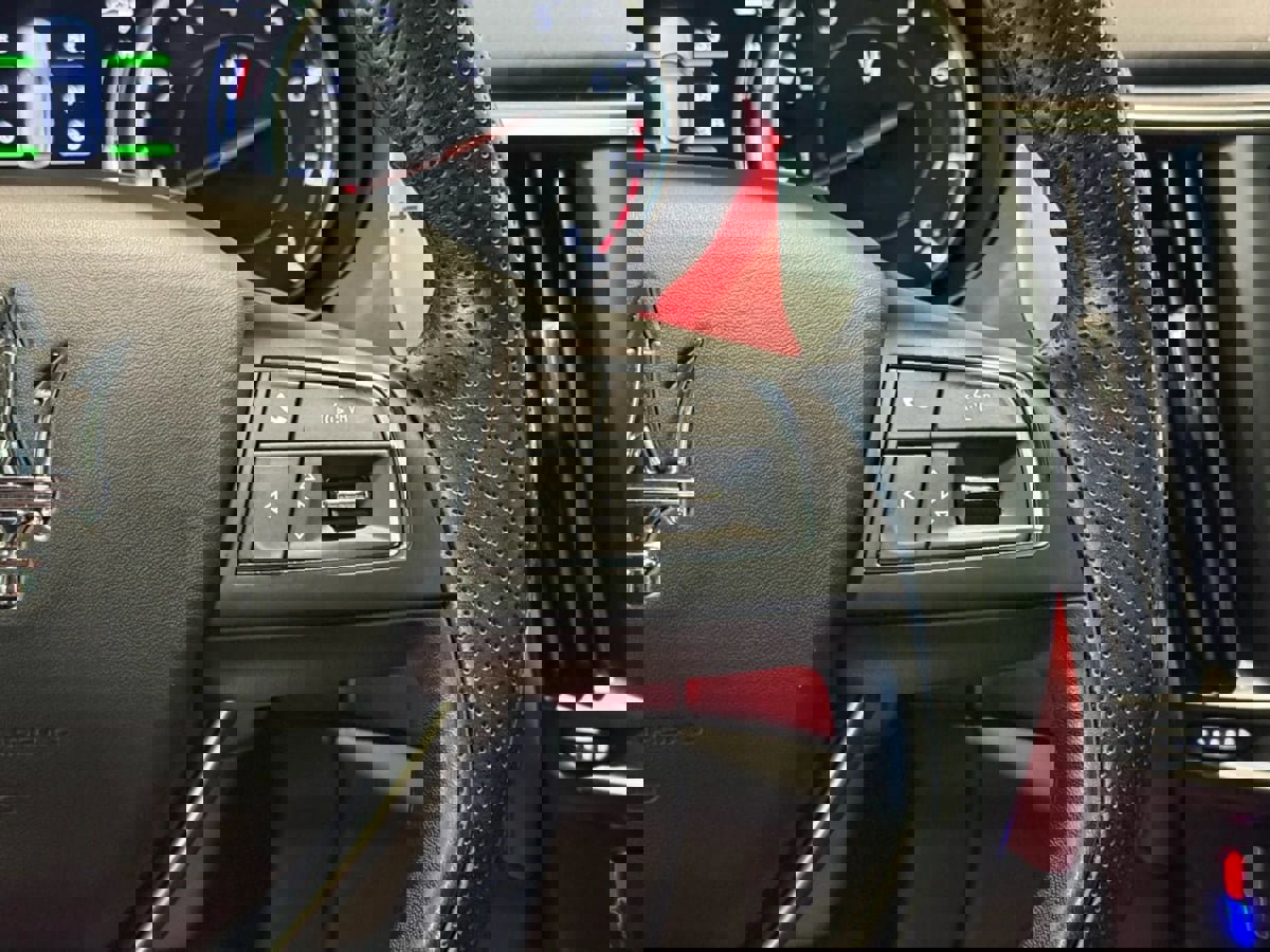 Used 2021 Maserati Levante S GranSport image 16