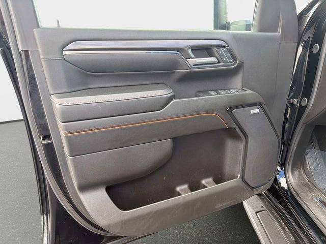 Used 2024 GMC Sierra 2500 AT4 w/ AT4 Premium Plus Package AWD/4WD image 17
