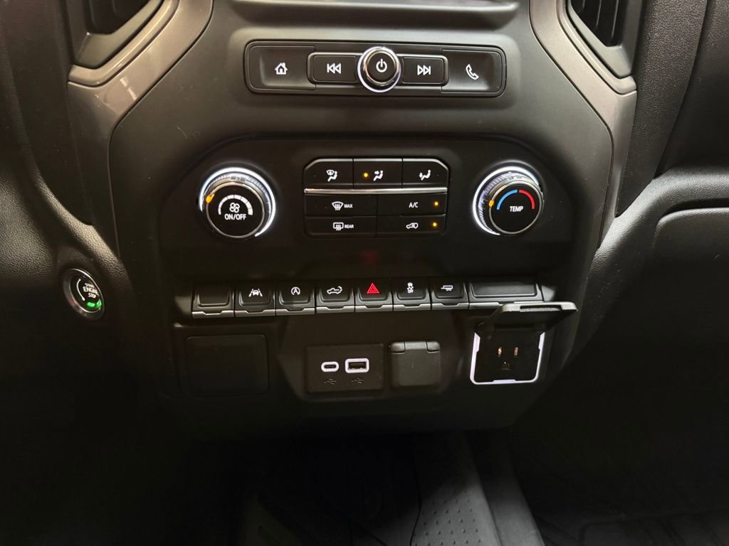 Used 2025 Chevrolet Silverado 1500 Custom image 16