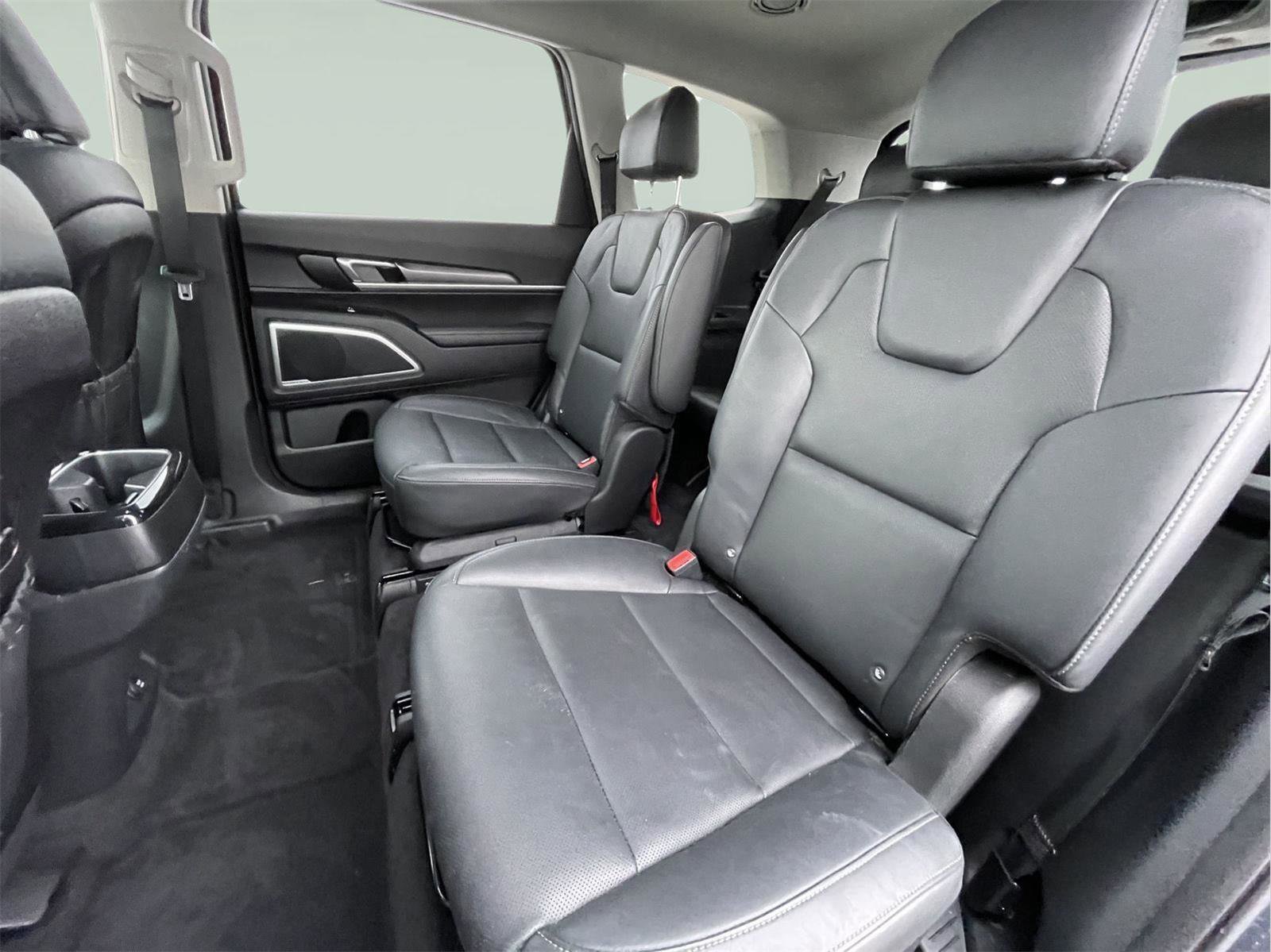Used 2021 Kia Telluride S image 14