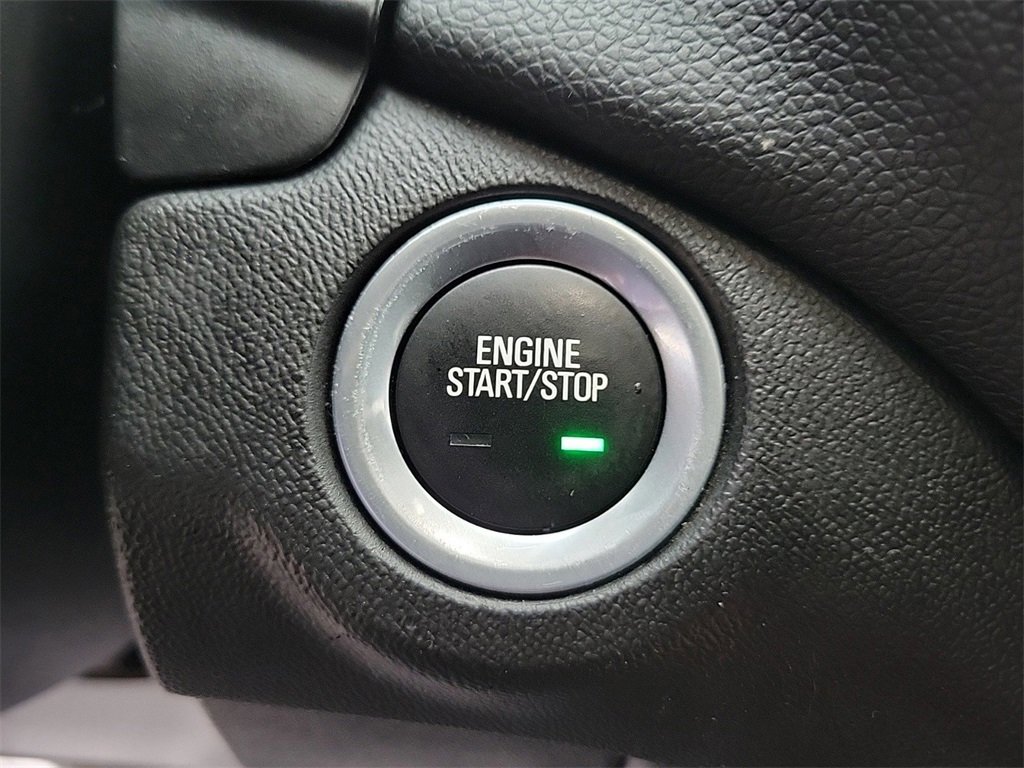 Used 2020 Chevrolet Equinox LT image 29