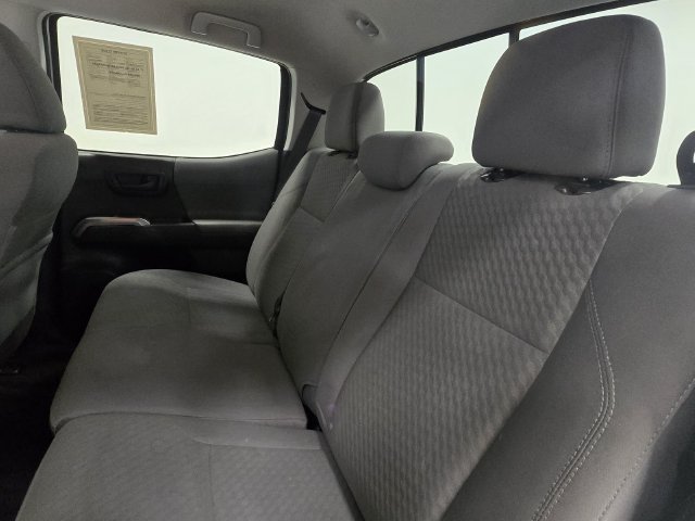 Used 2020 Toyota Tacoma SR5 RWD image 23