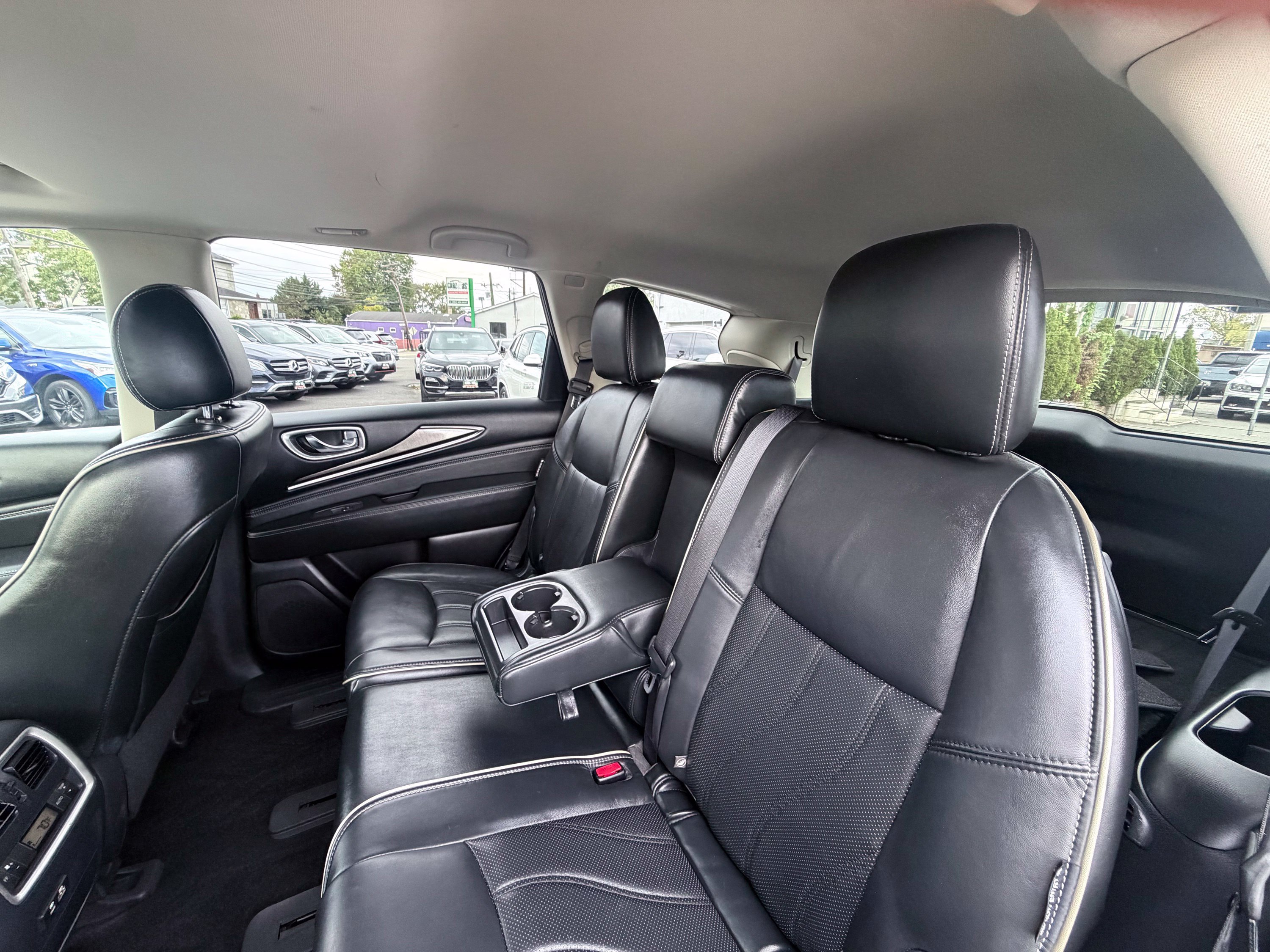 Used 2019 INFINITI QX60 Luxe w/ Essential Package AWD/4WD image 20