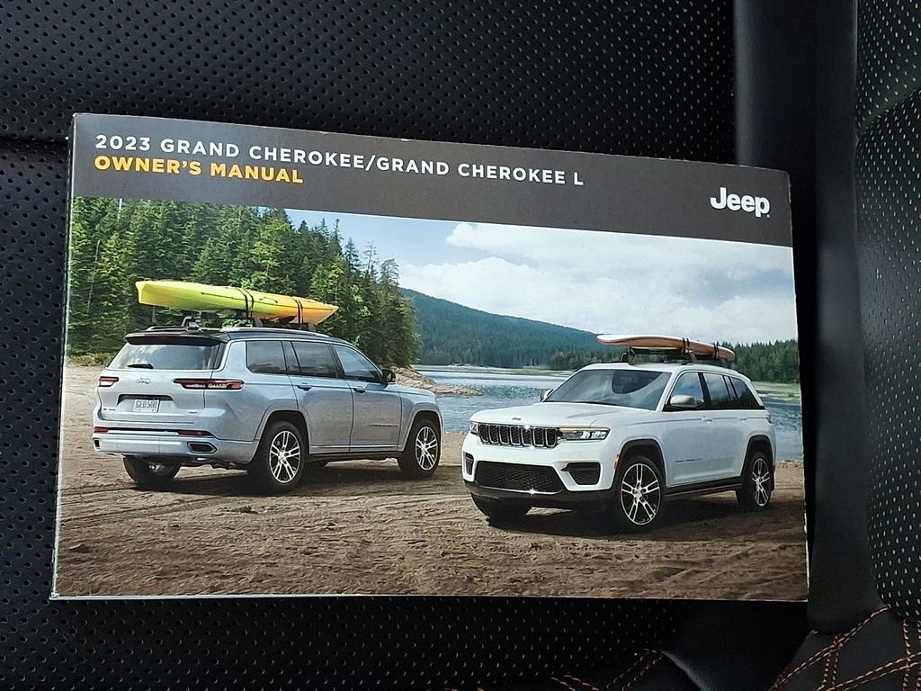Used 2023 Jeep Grand Cherokee L Summit image 33