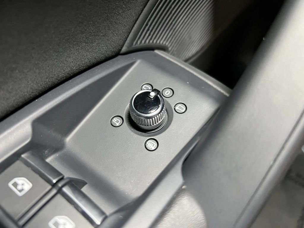 Used 2024 Audi SQ5 Premium Plus w/ Premium Plus Package image 26