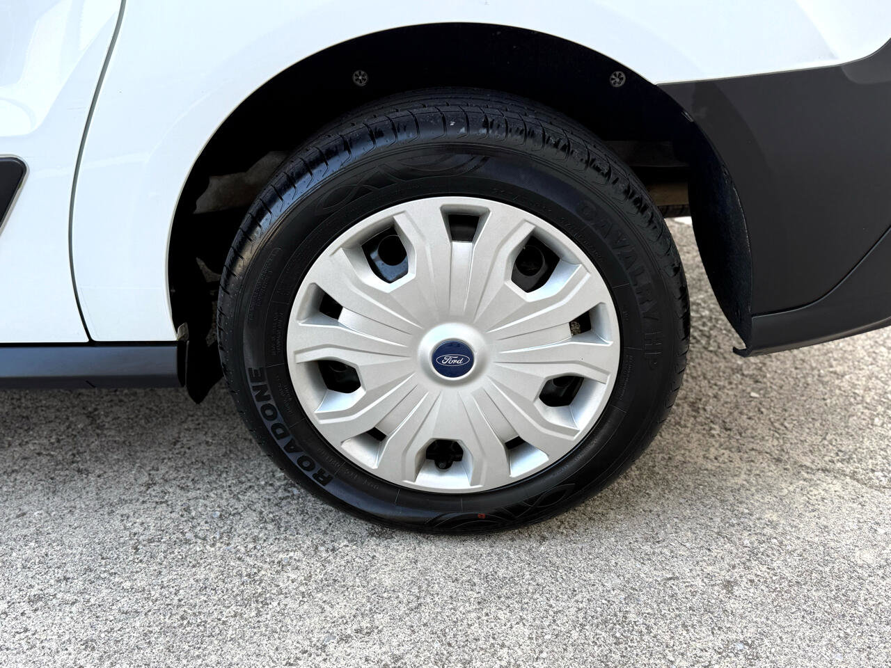 Used 2021 Ford Transit Connect XL image 3