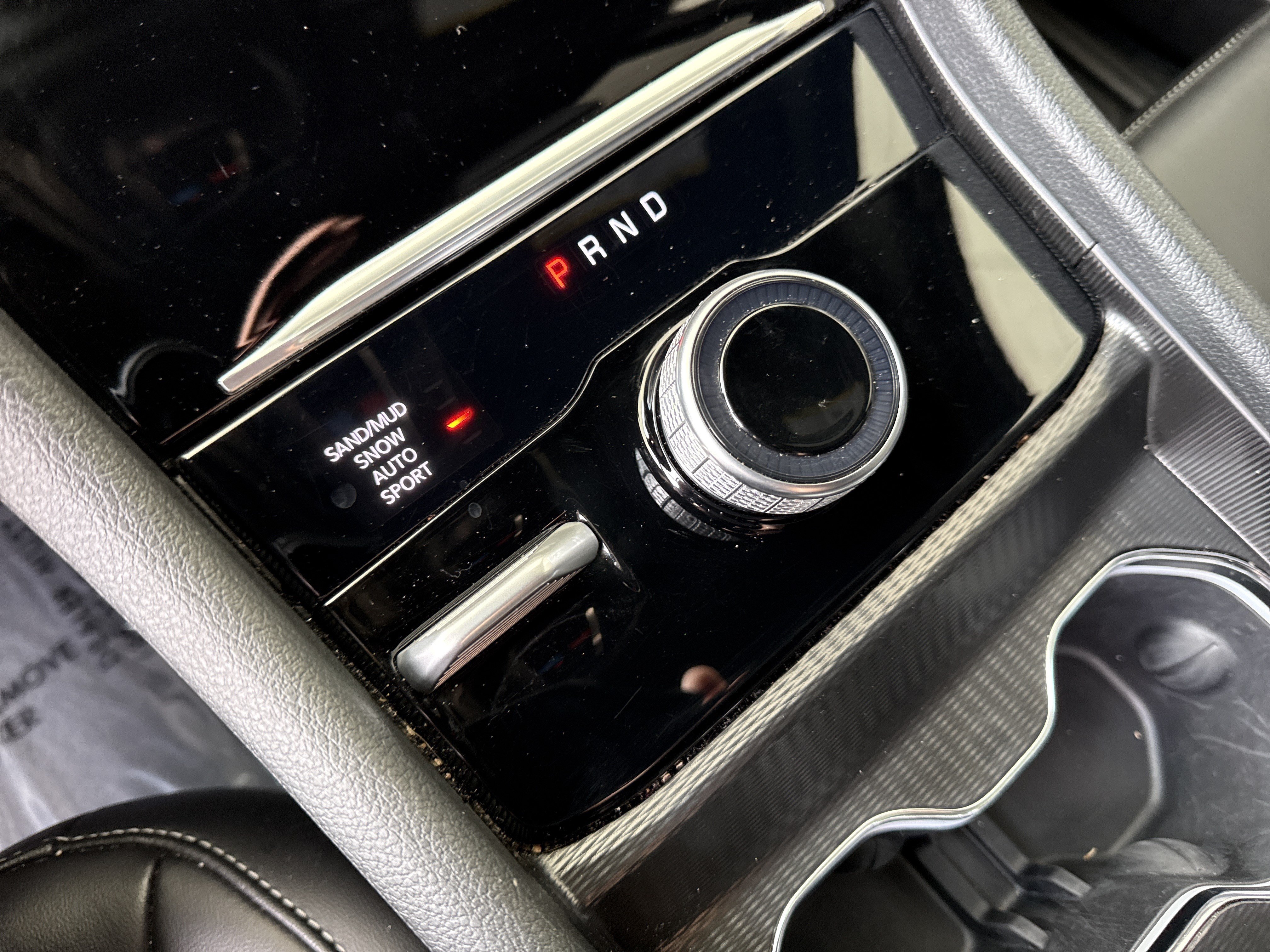 Used 2025 Jeep Grand Cherokee Limited AWD/4WD image 25